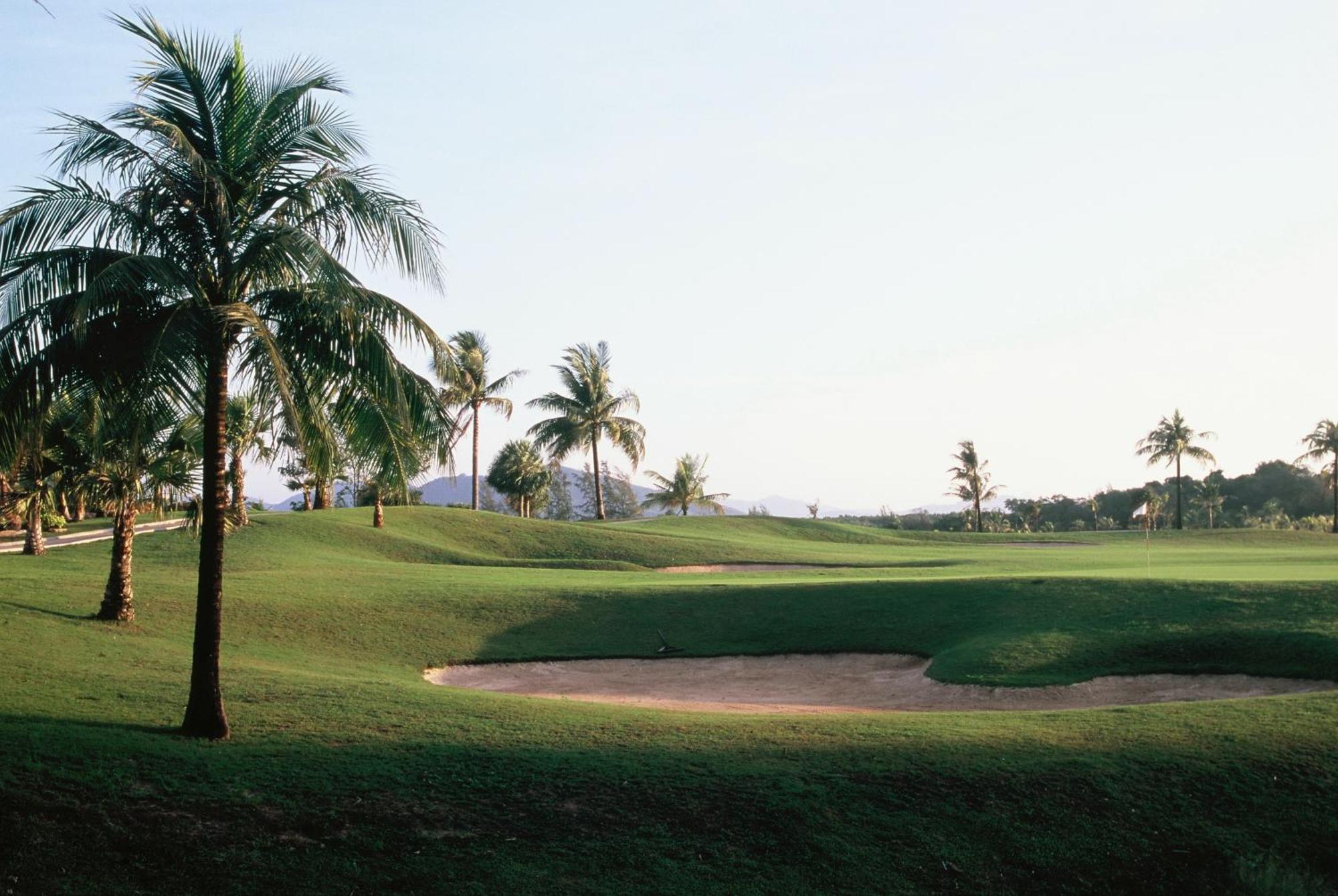 Mission Hills Phuket Golf Resort-Sha Extra Plus Por Bay Exteriör bild